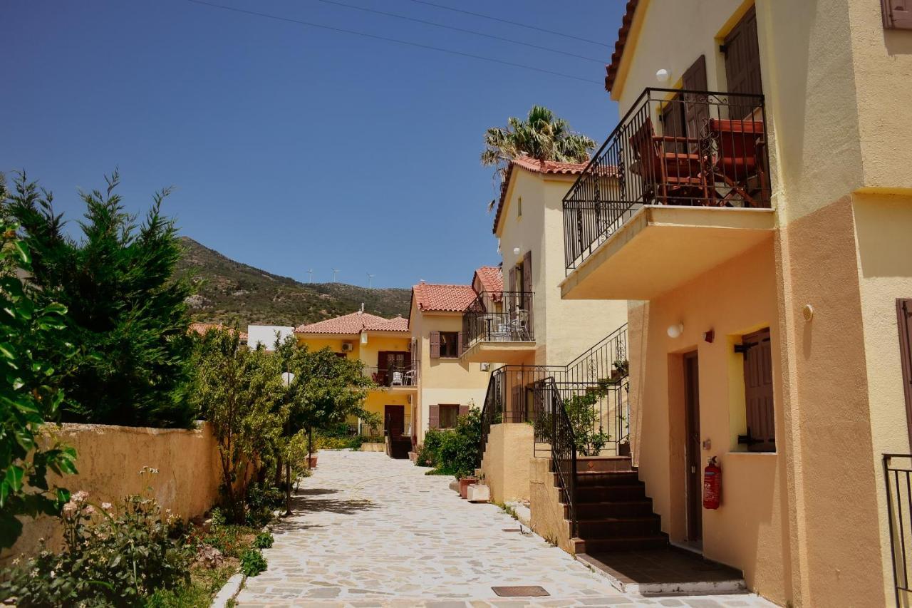 Stella Apartments Marathókampos Екстериор снимка