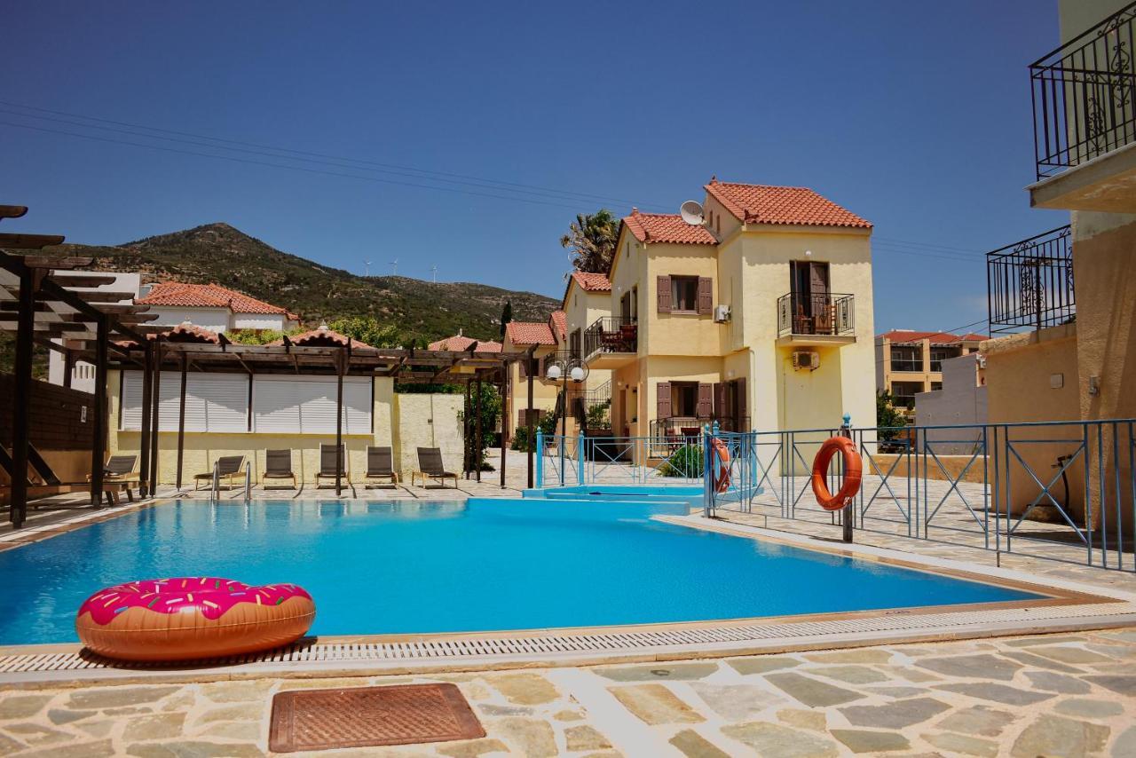 Stella Apartments Marathókampos Екстериор снимка