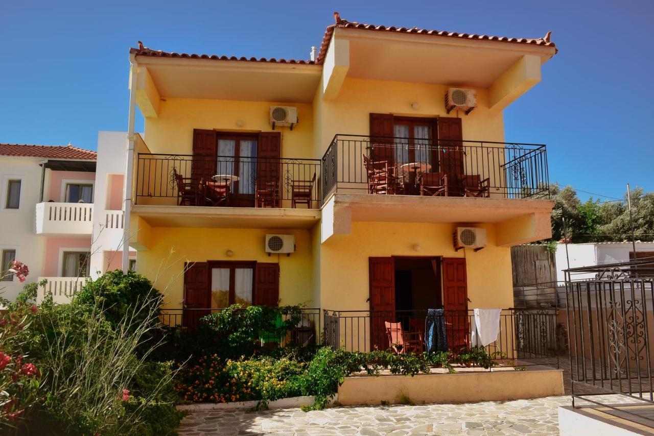 Stella Apartments Marathókampos Екстериор снимка